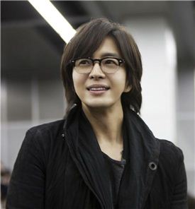 (주)키이스트 이미지